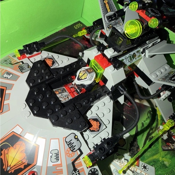 LEGO System Space Explorer - Black, Gray, Blue - Picture 8 of 11